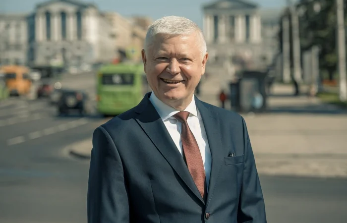 Василий Пискарёв